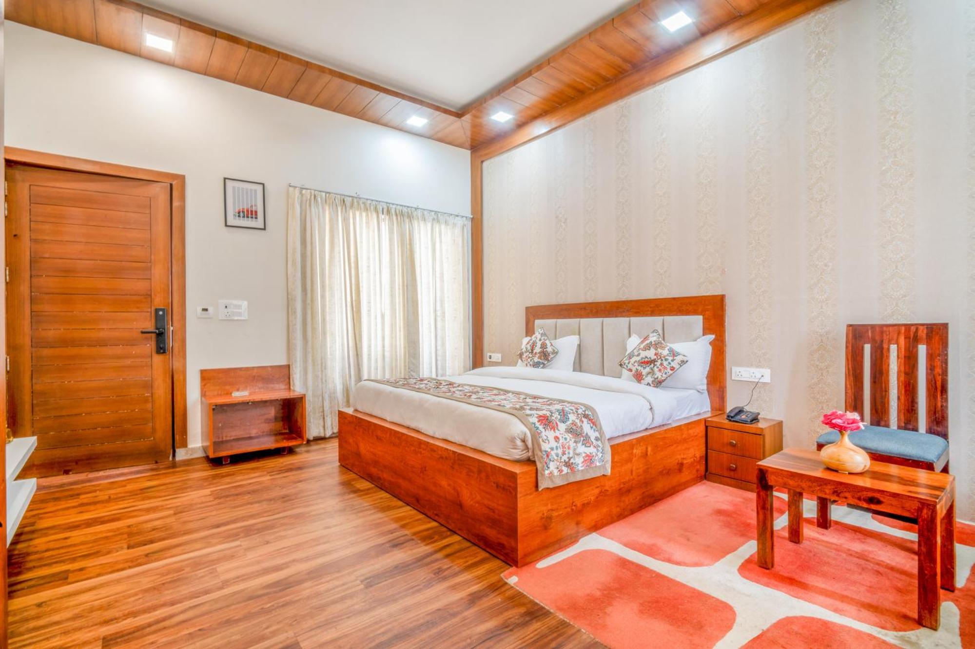 Royal Delight Resort Madina Exterior foto