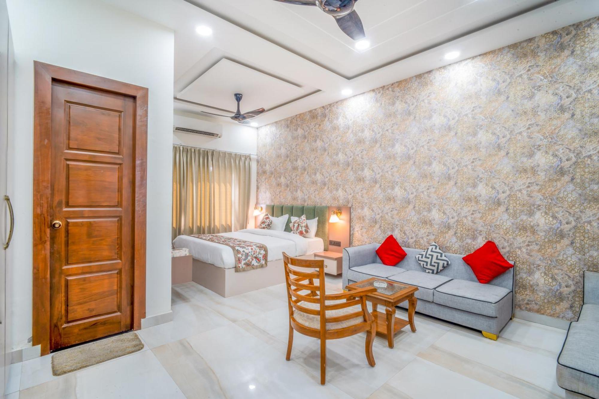 Royal Delight Resort Madina Exterior foto