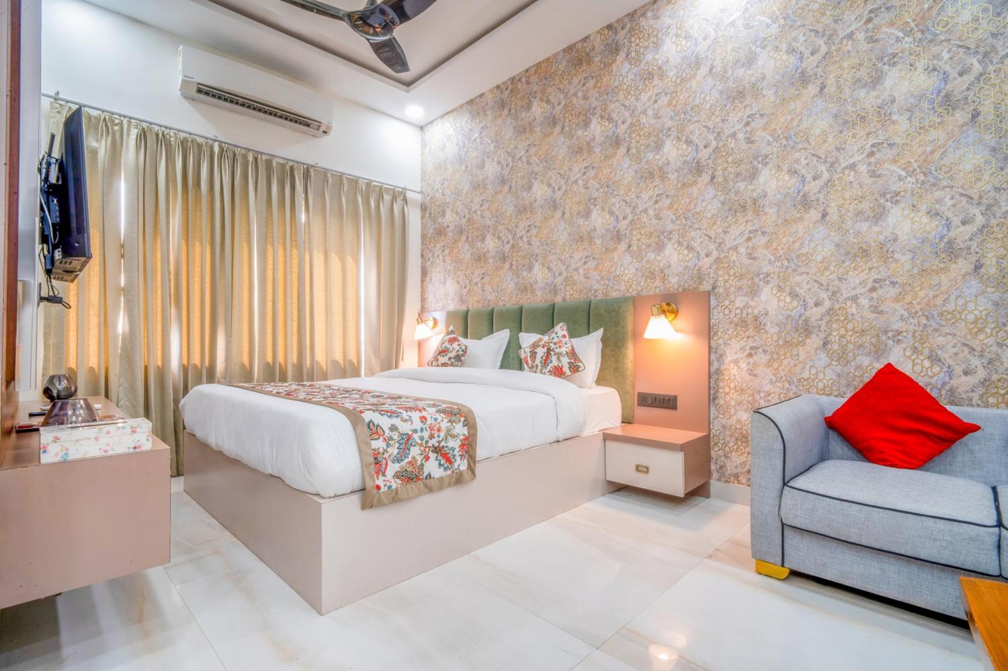 Royal Delight Resort Madina Exterior foto